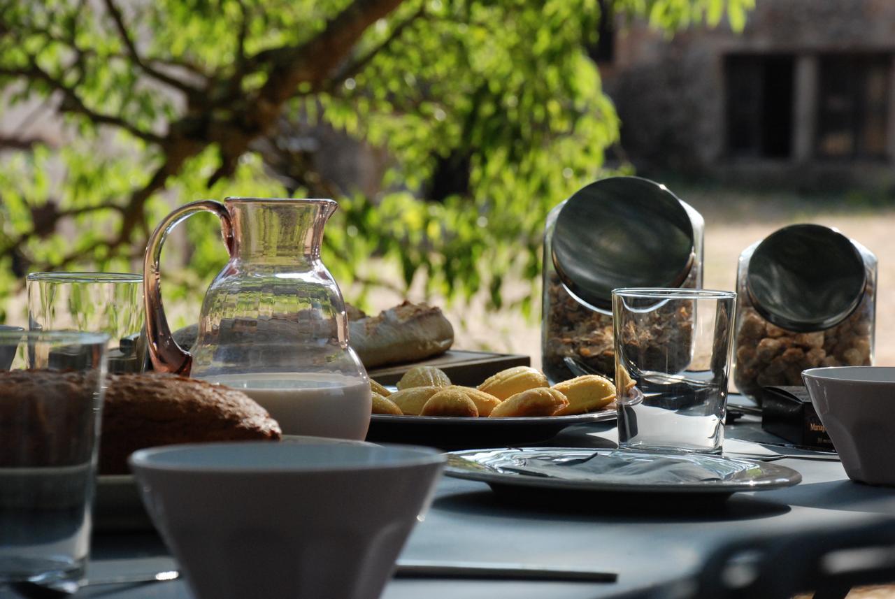 Le Domaine Saint Martin Acomodação com café da manhã Flassans-sur-Issole Exterior foto