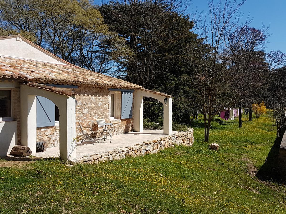 Le Domaine Saint Martin Acomodação com café da manhã Flassans-sur-Issole Exterior foto